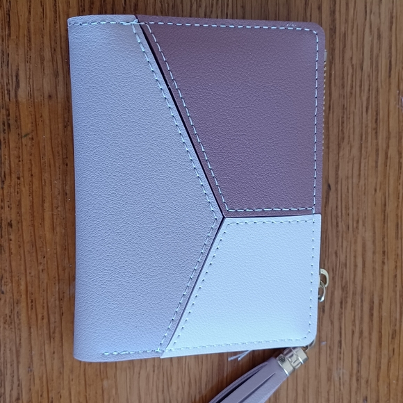Small leather wallet - Picture 2 of 6